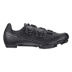 Des chaussures FORCE MTB REVOLT CARBON