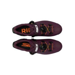 DES CHAUSSURES WIRE 2S WINE