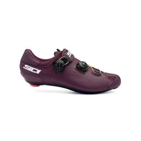 DES CHAUSSURES GENIUS 10 WINE