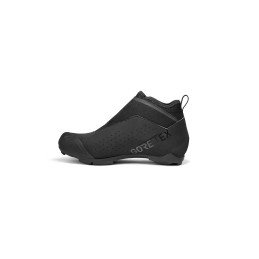 DES CHAUSSURES HIEMX NOIR