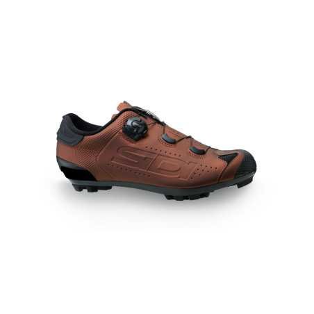 DES CHAUSSURES DUST RUST