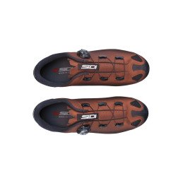 DES CHAUSSURES DUST RUST