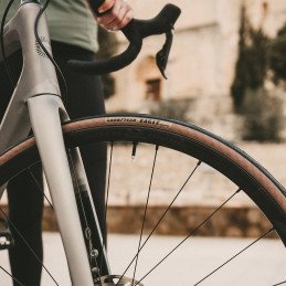 NEUMÁTICO EAGLE 700X28 TLR NEGRO MARRÓN