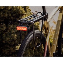 Feu arrière FORCE ALARM 300LM 36 LED USB