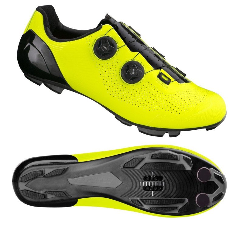 Des chaussures FORCE MTB WARRIOR CARBON JAUNE Des chaussures FORCE MTB WARRIOR CARBON JAUNE