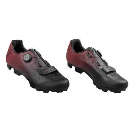 Des chaussures FORCE MTB VICTORY