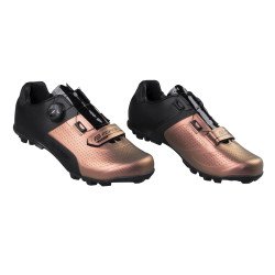 Des chaussures FORCE Virtuoso Gravel NOIR-BRONZE