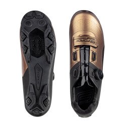 Des chaussures FORCE Virtuoso Gravel NOIR-BRONZE